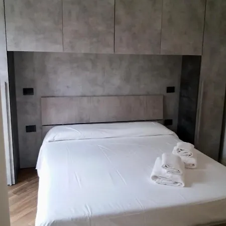 Pigneto Square 3*