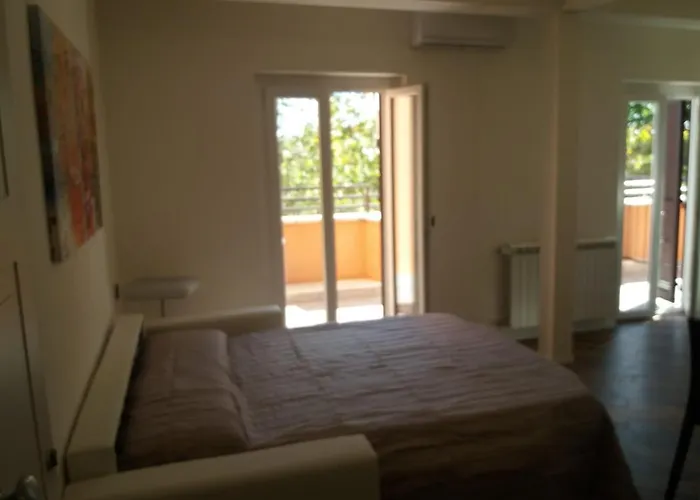 Pigneto Square 3* Rome