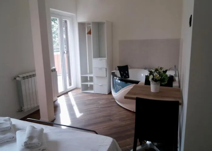 Pigneto Square Guest house