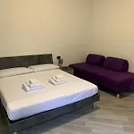 Pigneto Square ゲストハウス