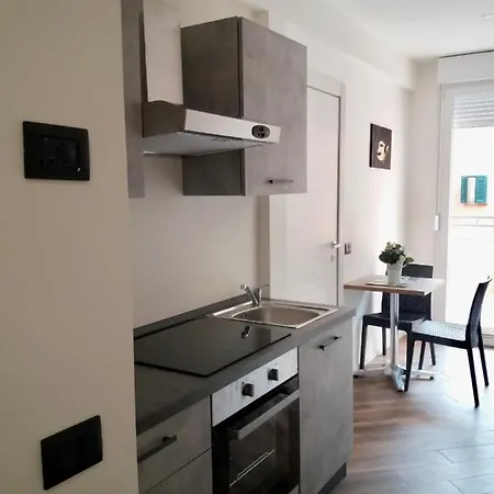 Guest house Pigneto Square 3*