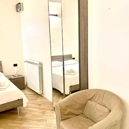 Pigneto Square Gæstehus 3*